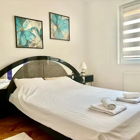 Apartman “sofia” *